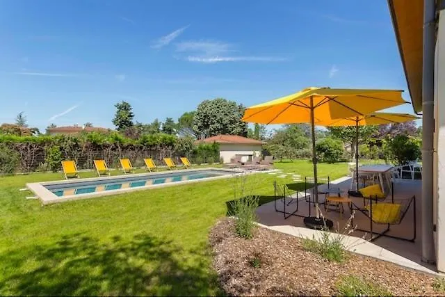 Maison Lyon Ecully Piscine Climatisation De 250 M2 Villa