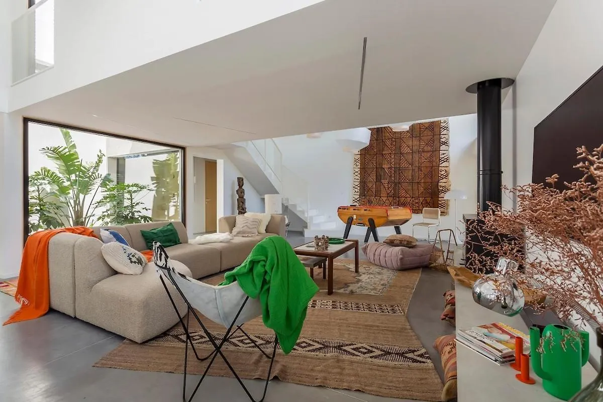 Maison Lyon Ecully Piscine Climatisation De 250 M2 Villa