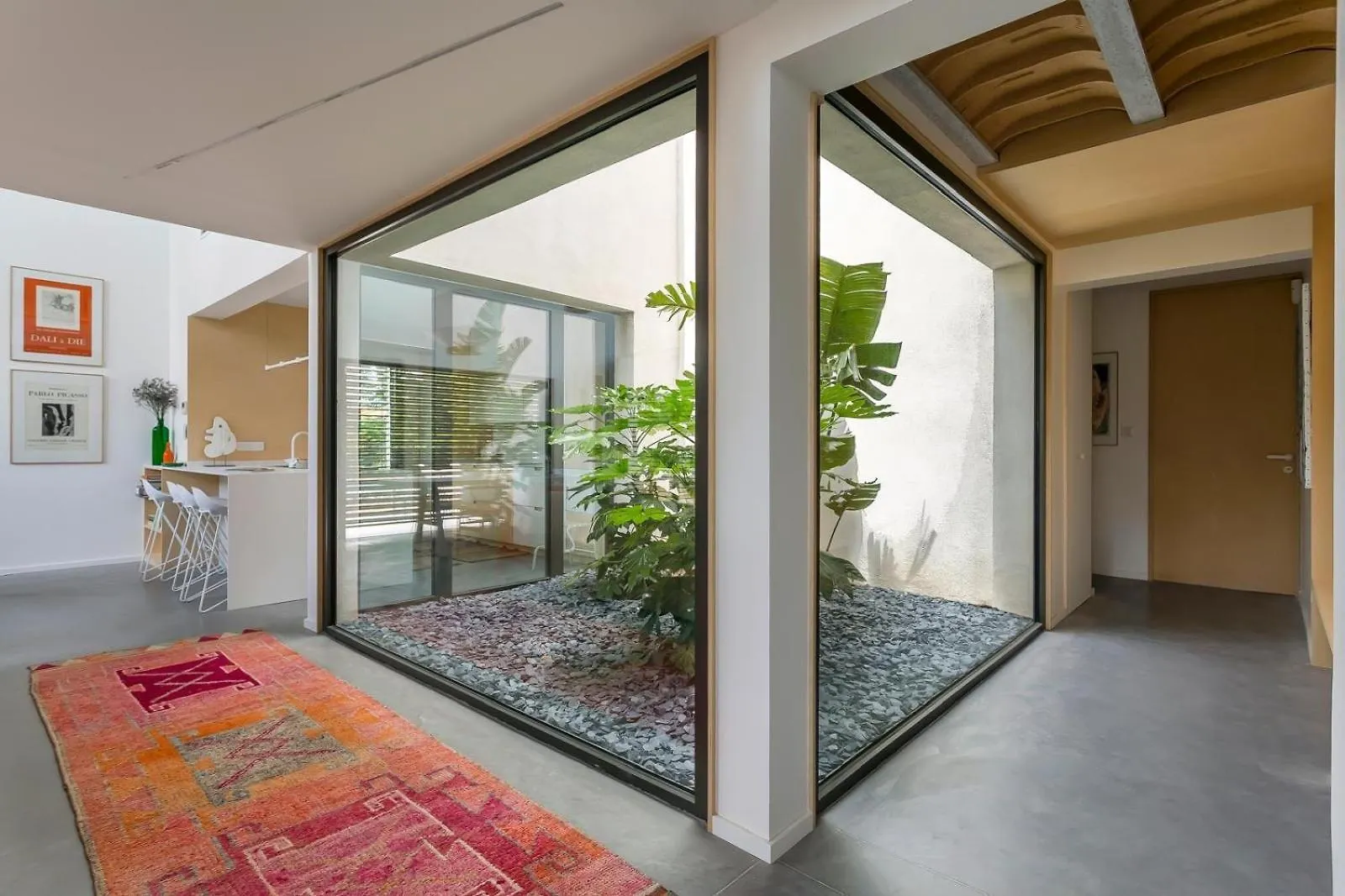 Villa Maison Lyon Ecully Piscine Climatisation De 250 M2